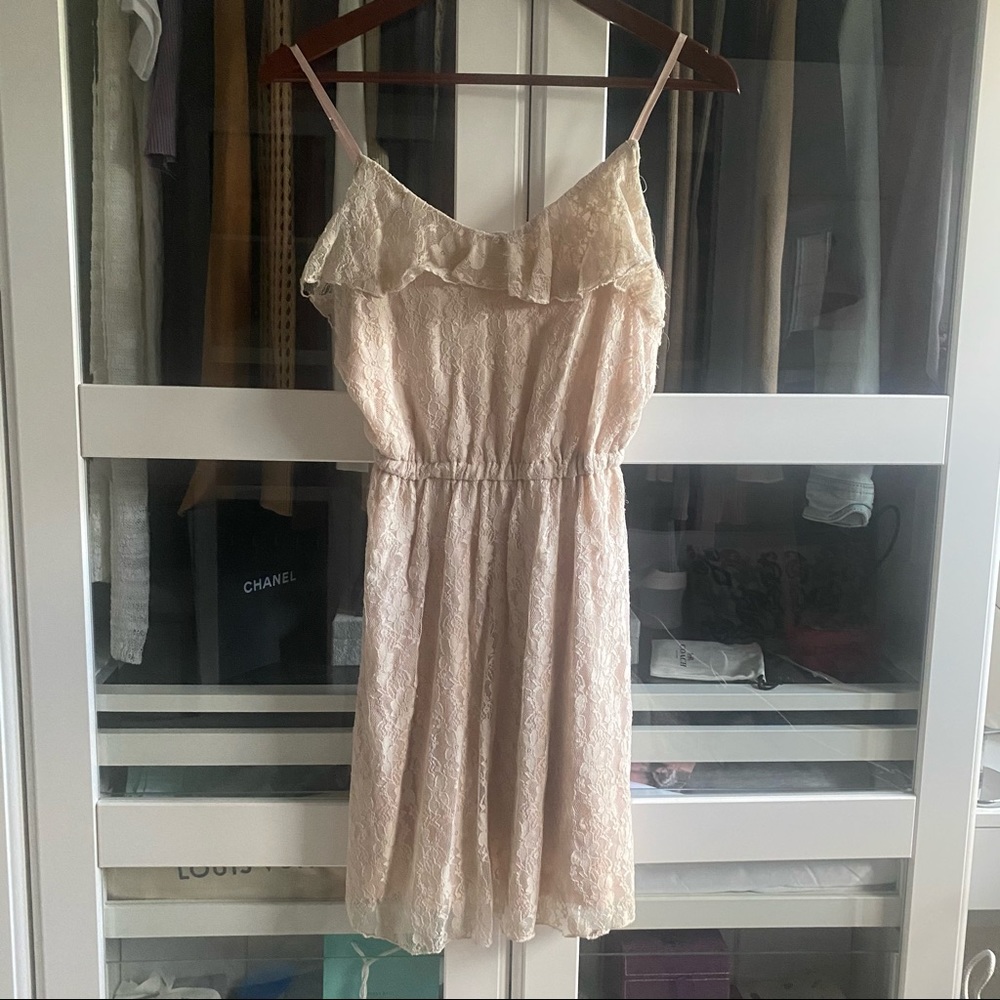 H&M beige lace dress -S